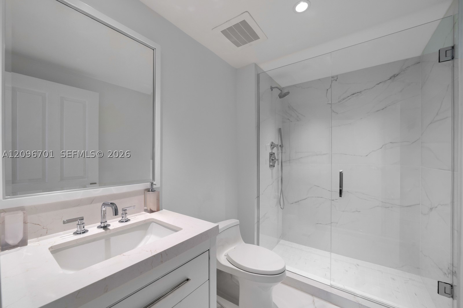 17875 Collins Ave #2301, Sunny Isles Beach FL 33160