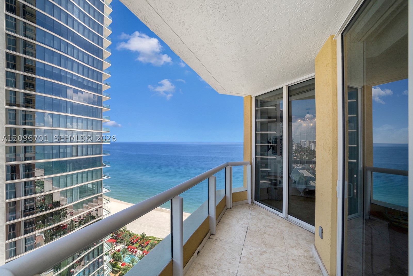 17875 Collins Ave #2301, Sunny Isles Beach FL 33160
