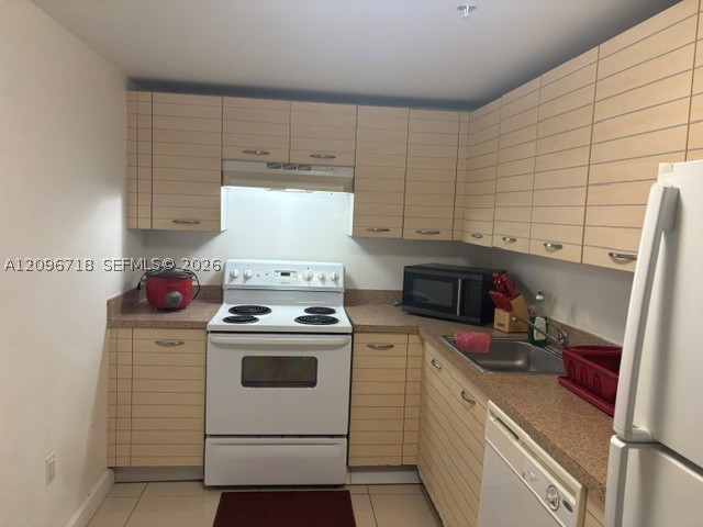 2217 NW 7th St #1202, Miami FL 33125