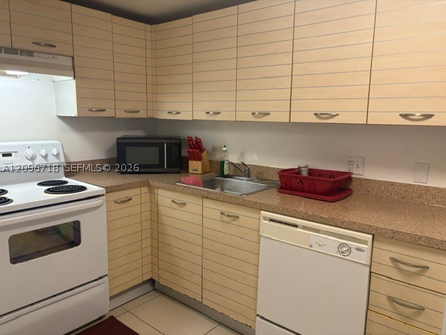 2217 NW 7th St #1202, Miami FL 33125