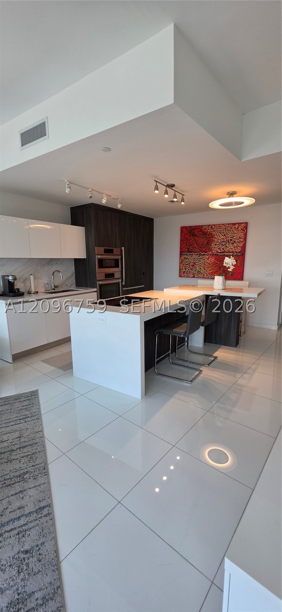 851 NE 1st Ave #2104, Miami FL 33132