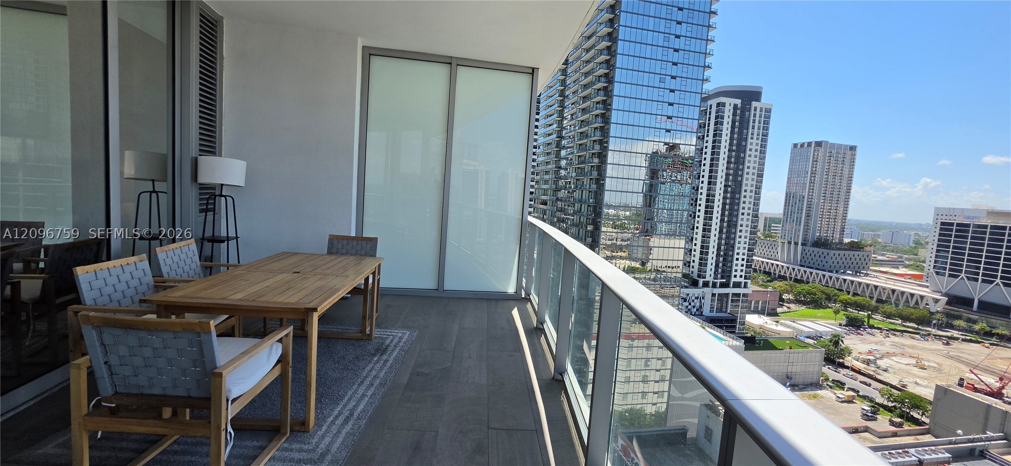 851 NE 1st Ave #2104, Miami FL 33132