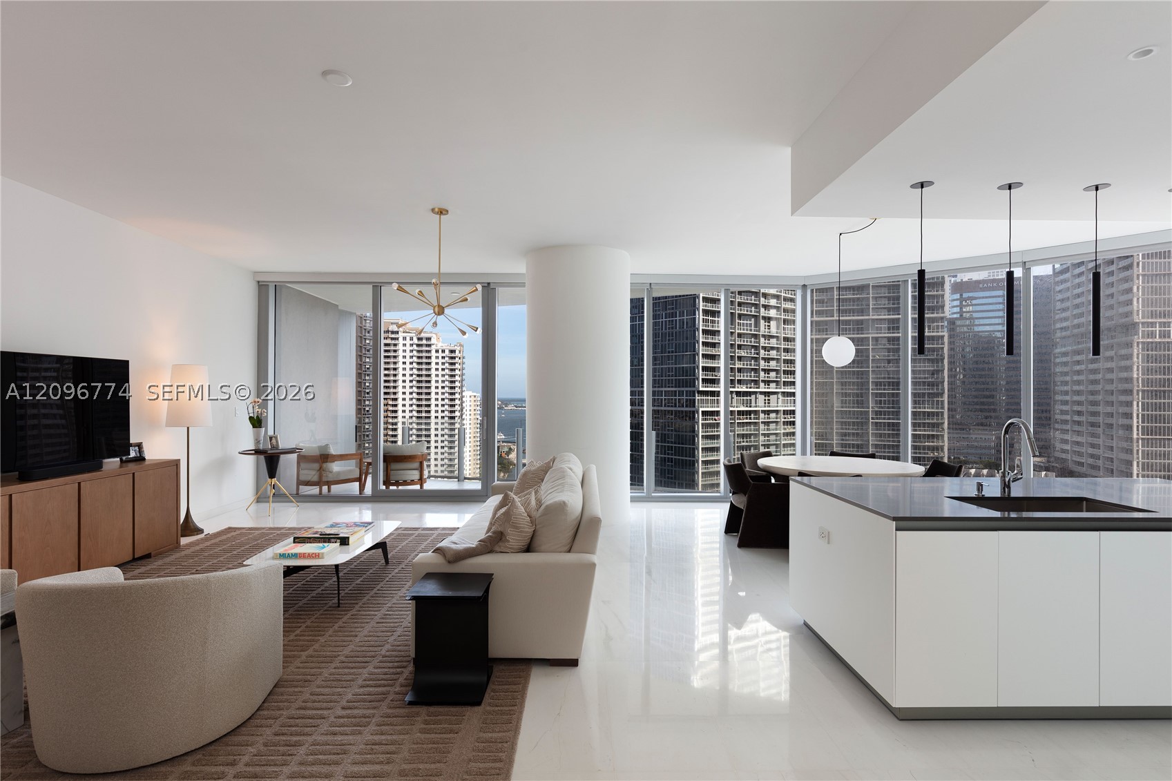 300 S Biscayne Blvd Way #2107, Miami FL 33131