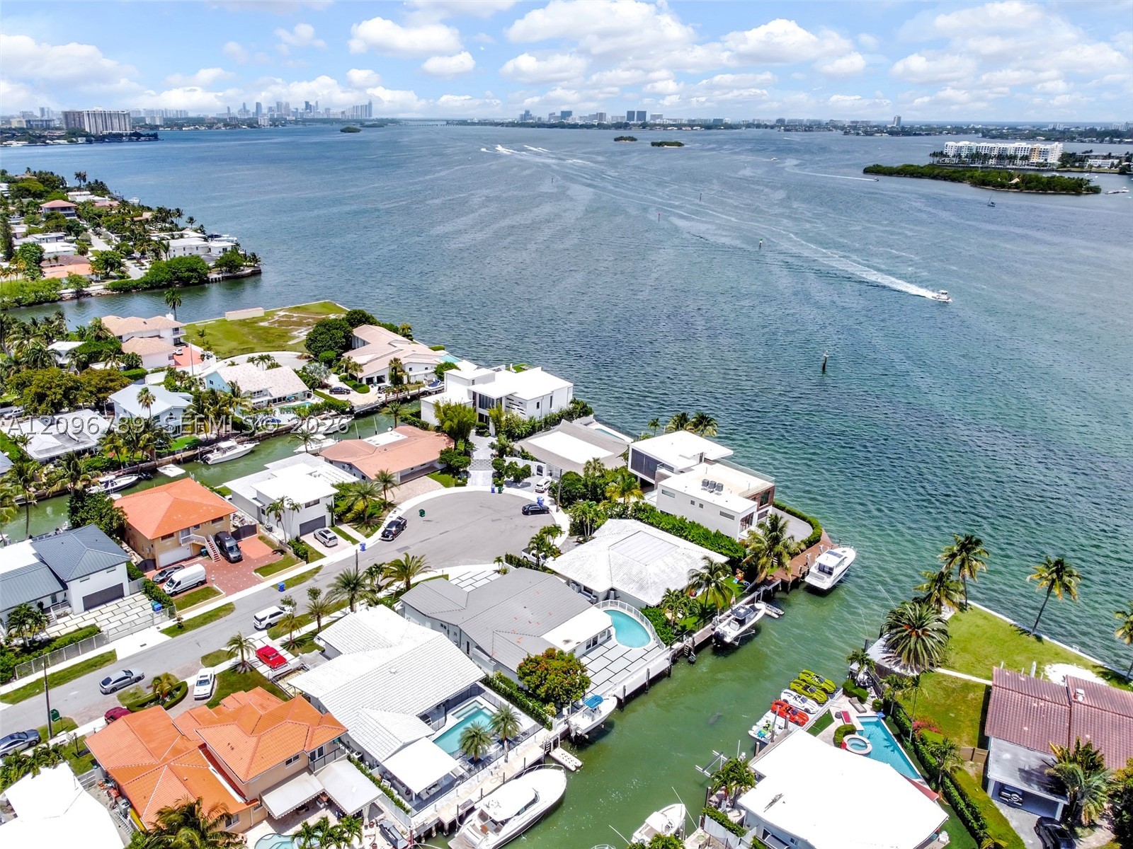 1250 NE 82nd St, Miami FL 33138