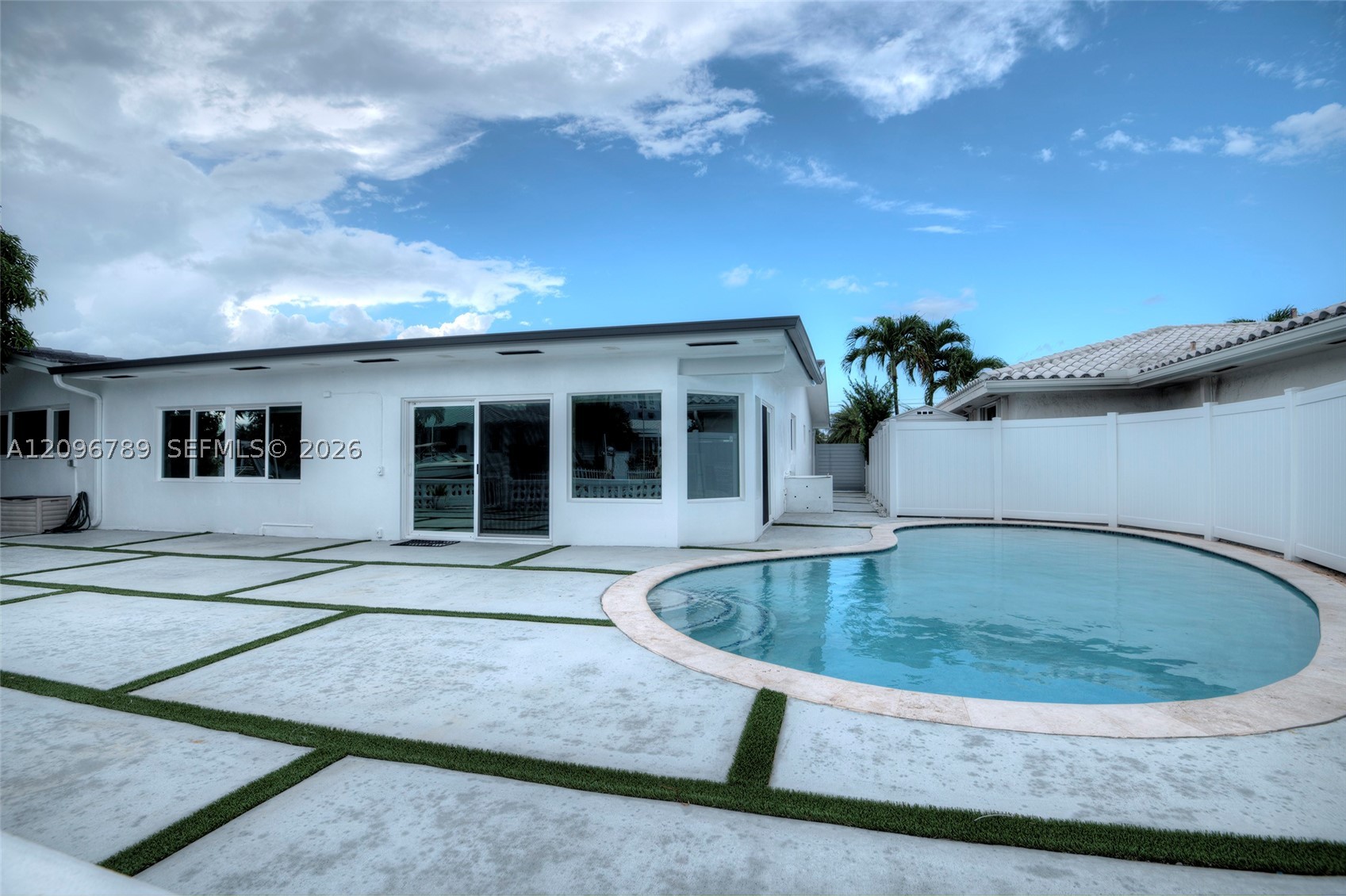1250 NE 82nd St, Miami FL 33138
