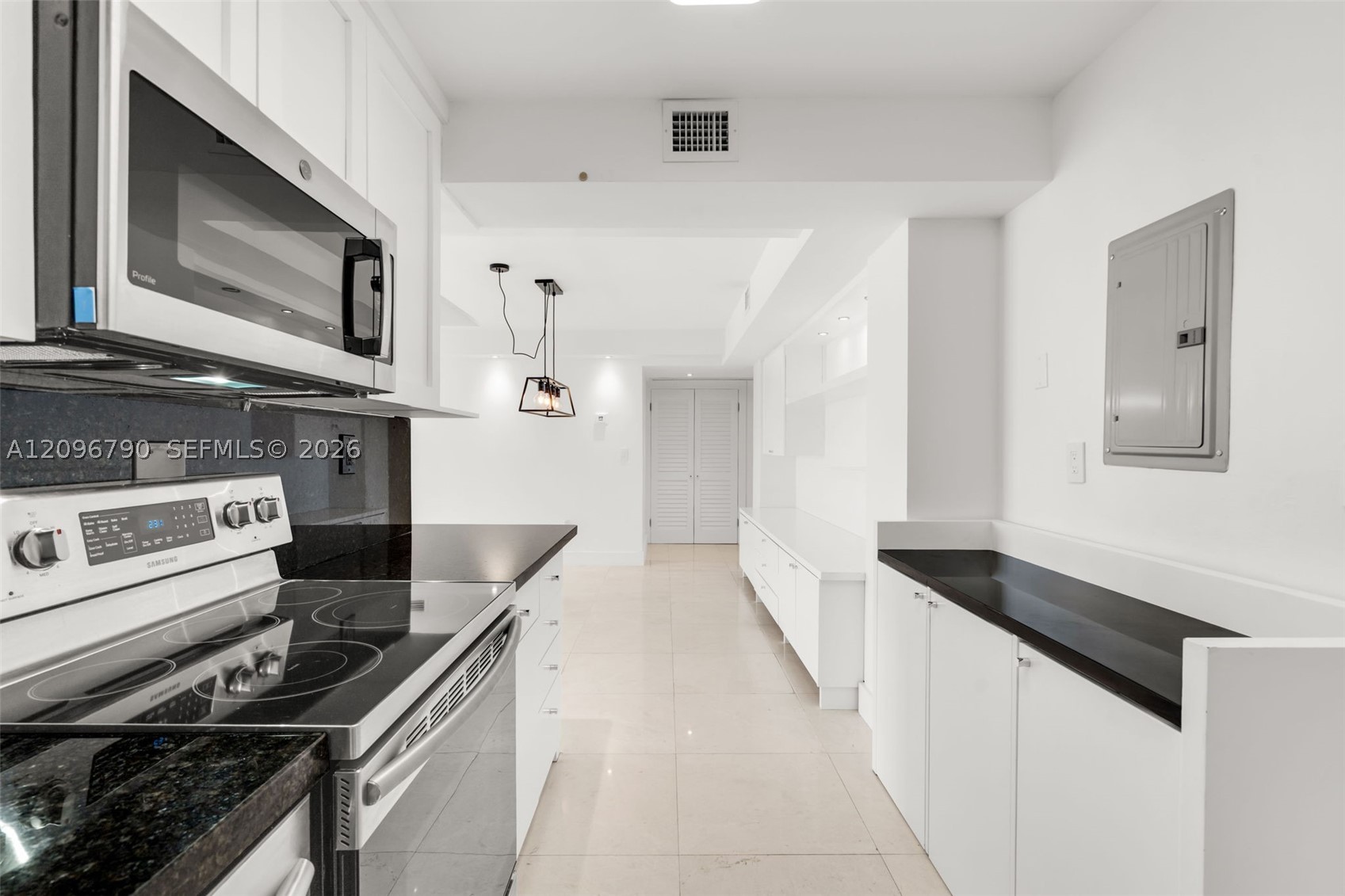 2333 Brickell Ave #1007, Miami FL 33129