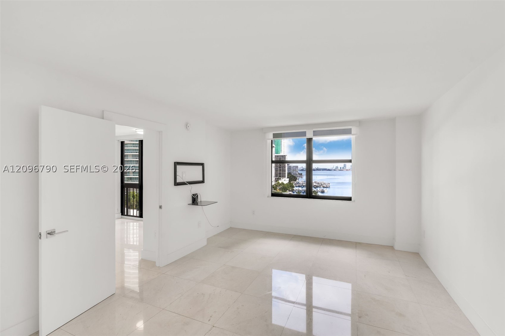 2333 Brickell Ave #1007, Miami FL 33129