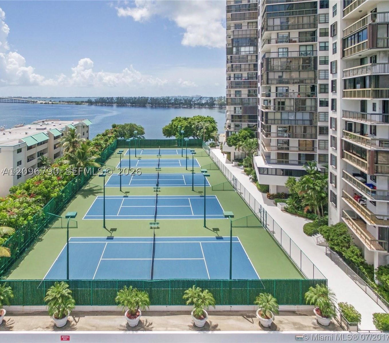 2333 Brickell Ave #1007, Miami FL 33129