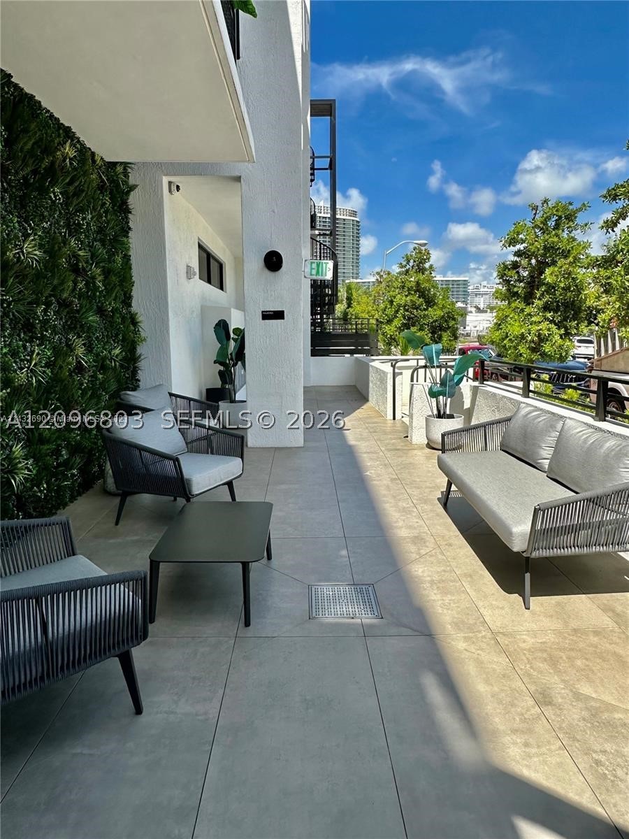 1030 15th St #316, Miami Beach FL 33139