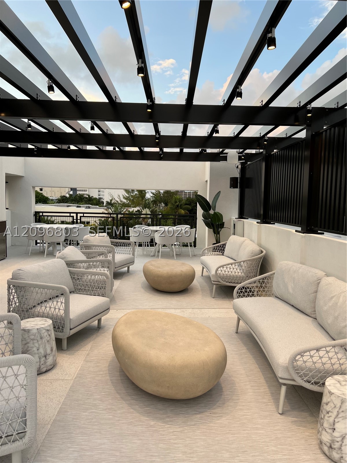 1030 15th St #316, Miami Beach FL 33139