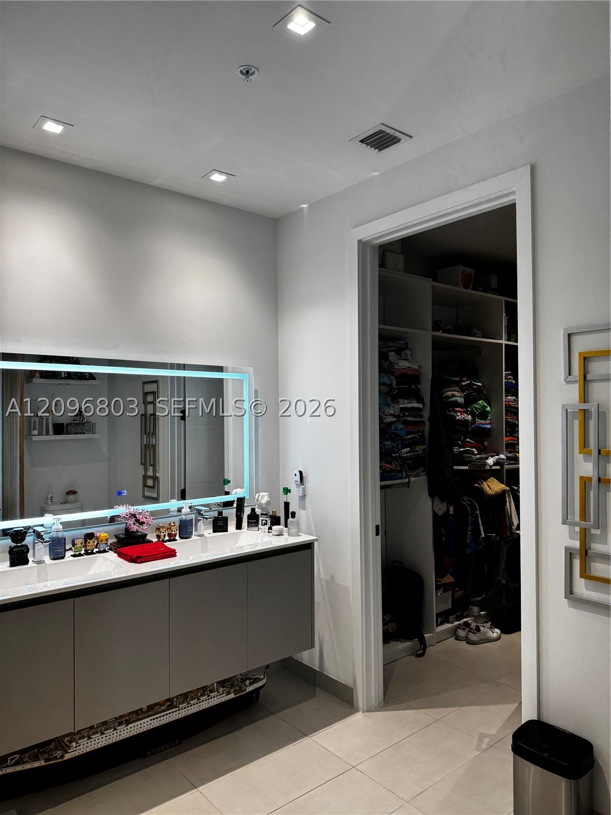 1030 15th St #316, Miami Beach FL 33139