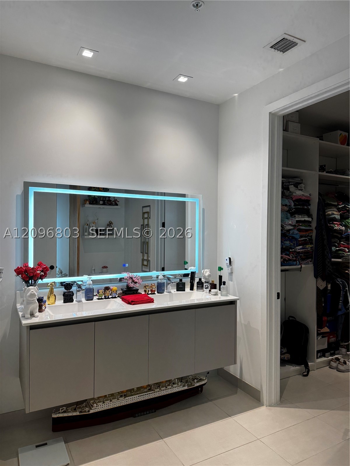 1030 15th St #316, Miami Beach FL 33139