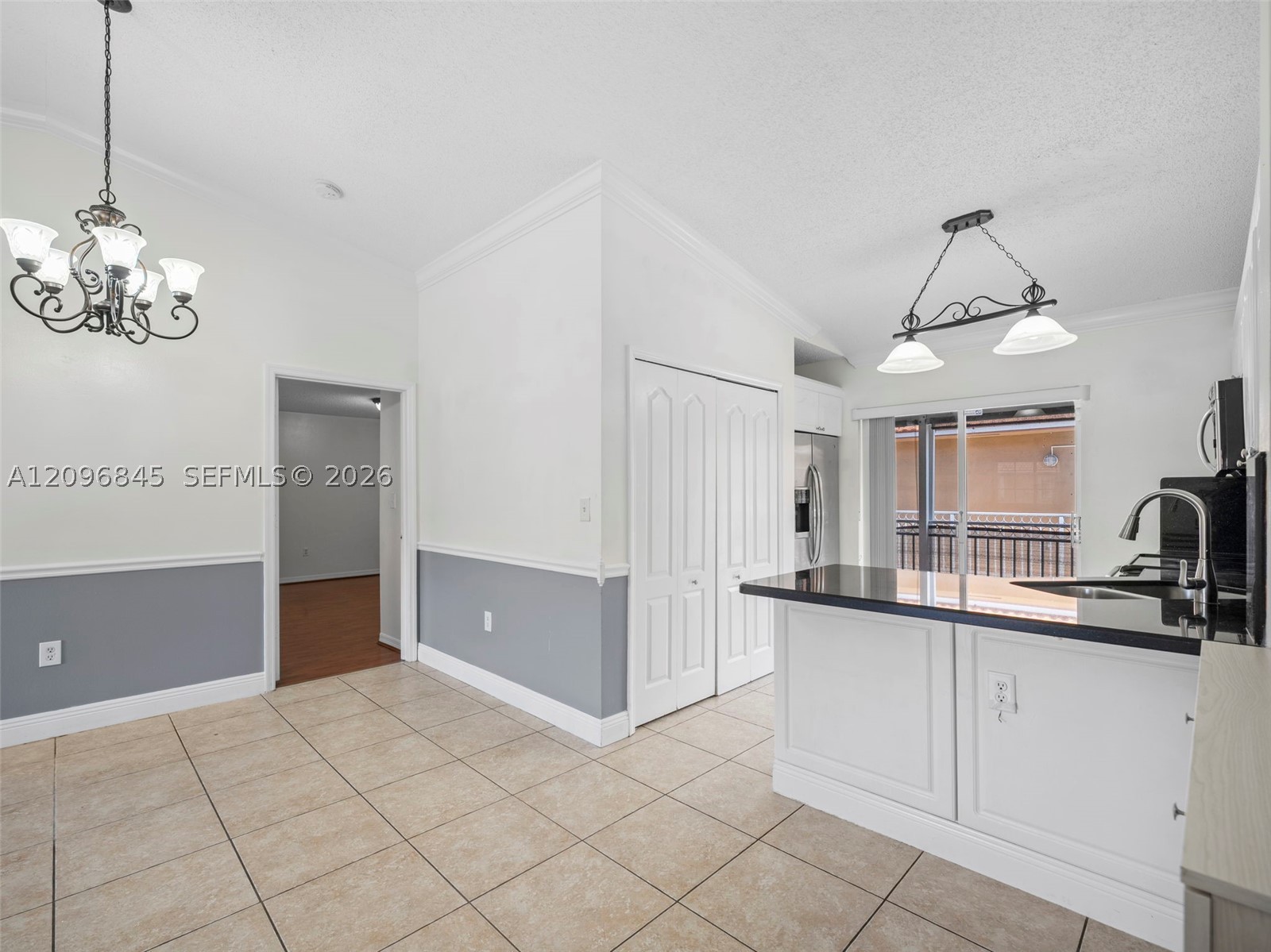 Hialeah FL 33016 - A12096845