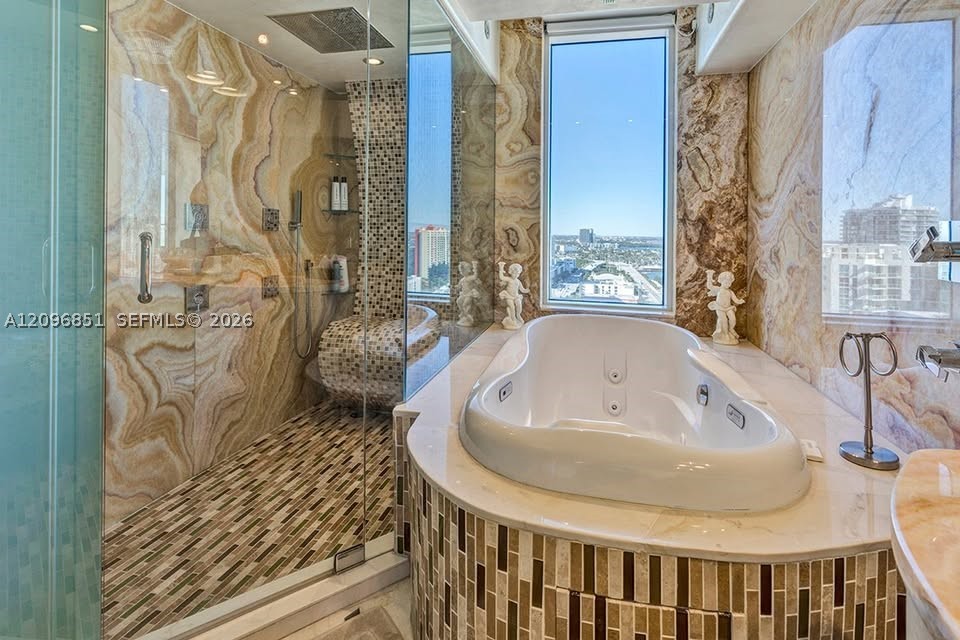 16699 Collins Ave #2508, Sunny Isles Beach FL 33160