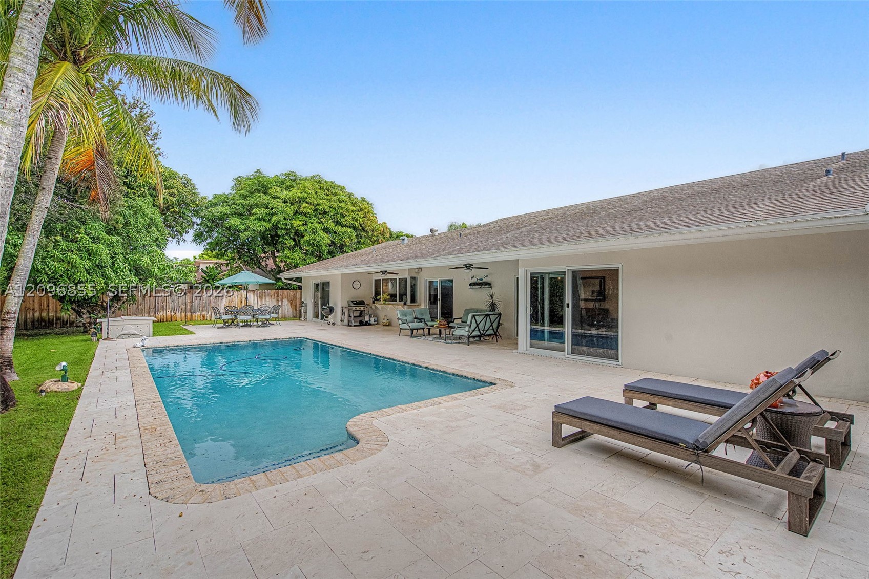 16100 SW 81st Ave, Palmetto Bay FL 33157