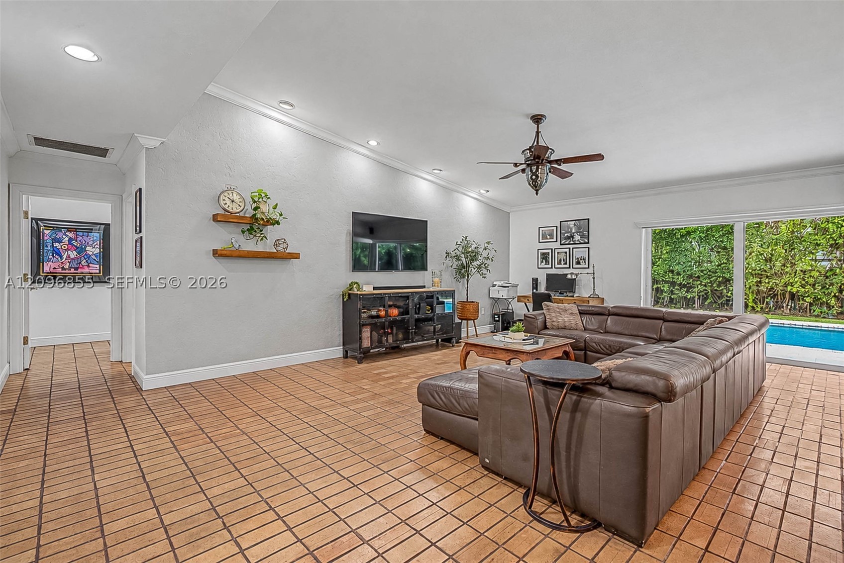 16100 SW 81st Ave, Palmetto Bay FL 33157