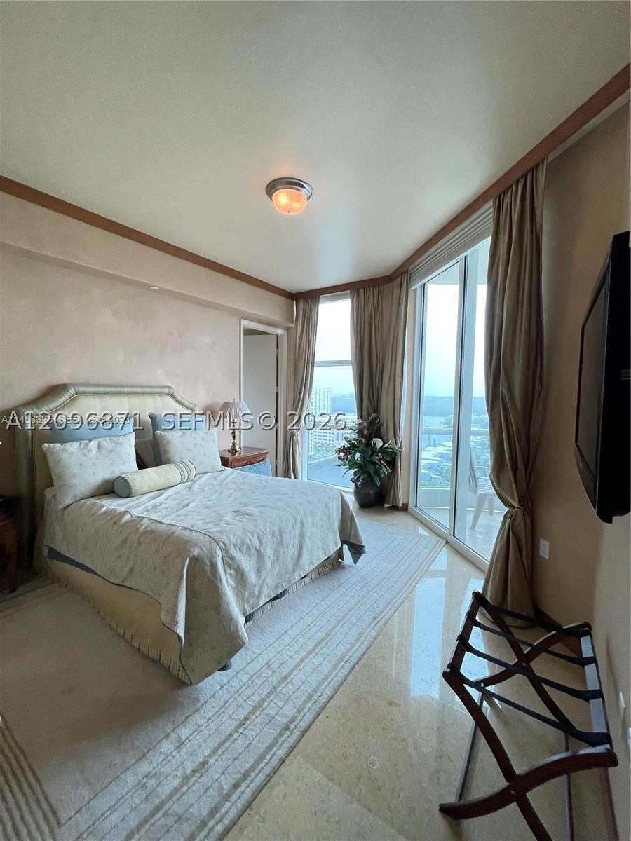 16047 Collins Ave #1701, Sunny Isles Beach FL 33160