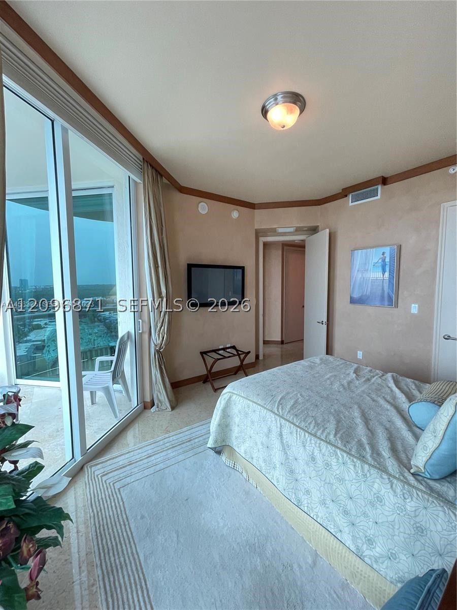 16047 Collins Ave #1701, Sunny Isles Beach FL 33160