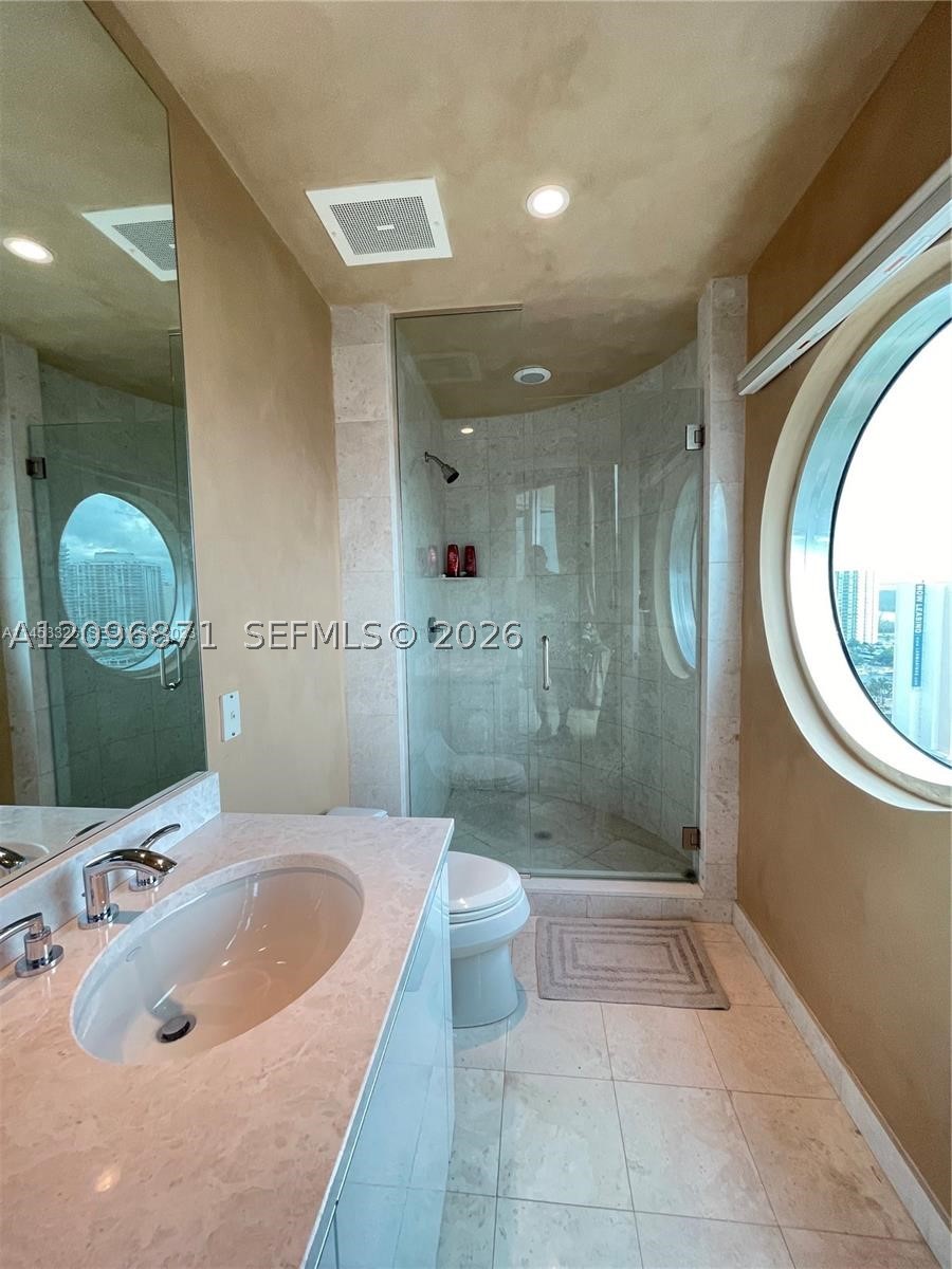 16047 Collins Ave #1701, Sunny Isles Beach FL 33160