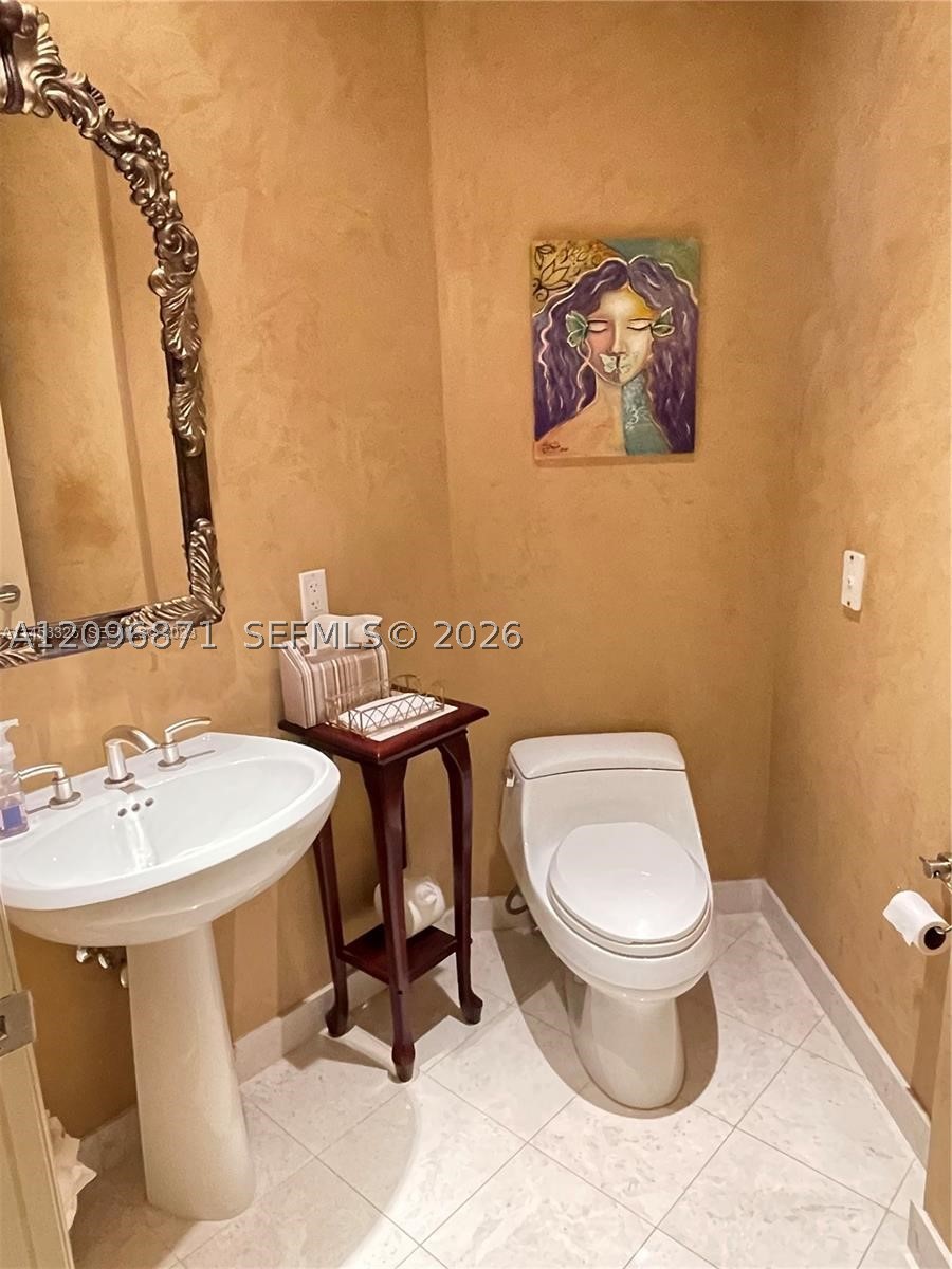 16047 Collins Ave #1701, Sunny Isles Beach FL 33160
