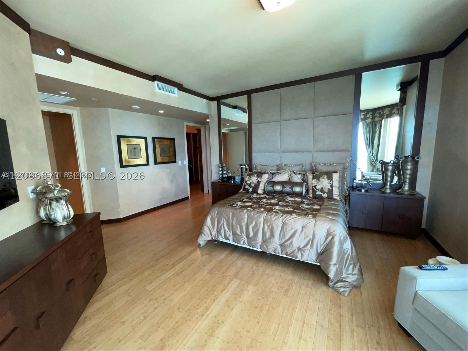 16047 Collins Ave #1701, Sunny Isles Beach FL 33160