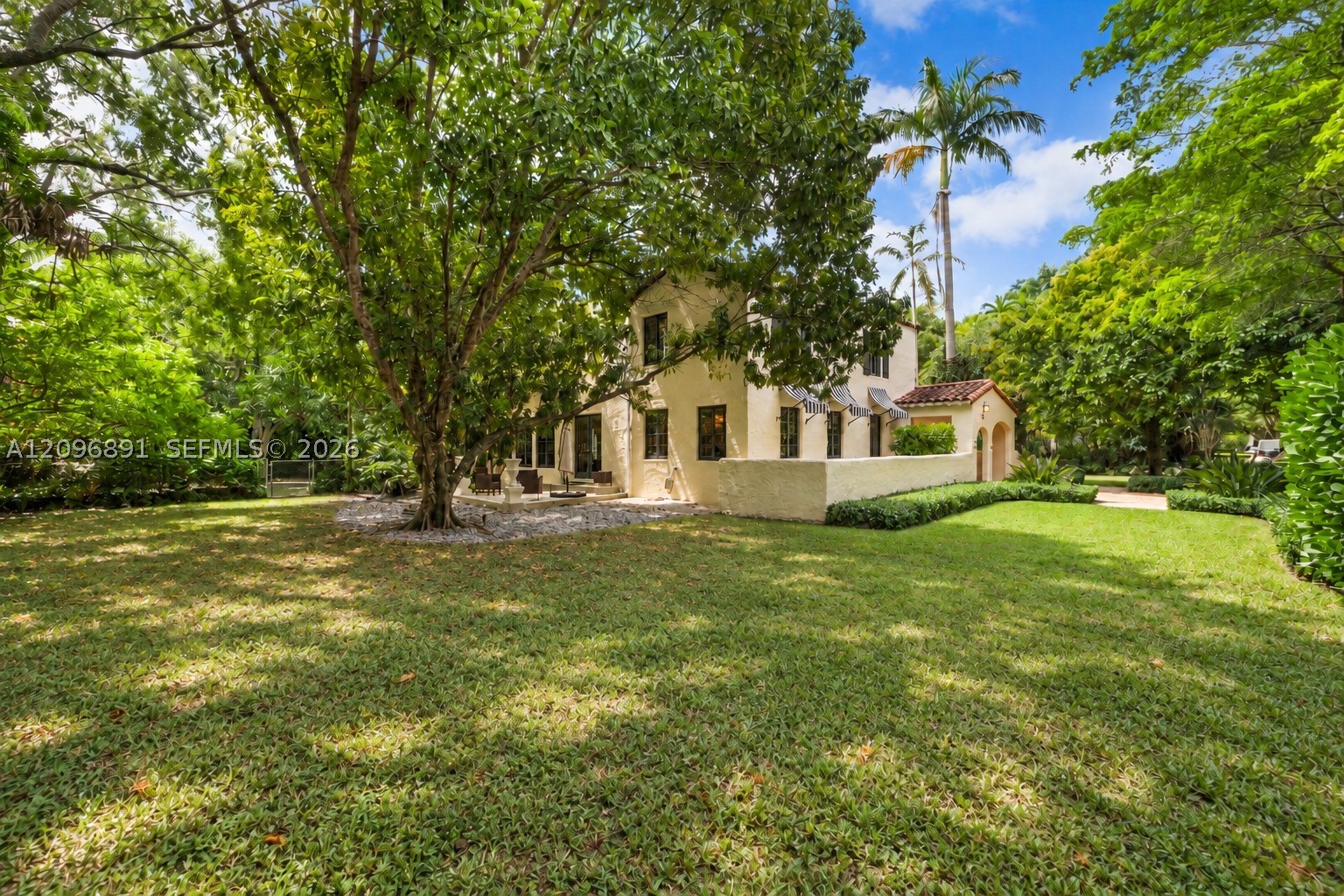 1140 Asturia Ave, Coral Gables FL 33134