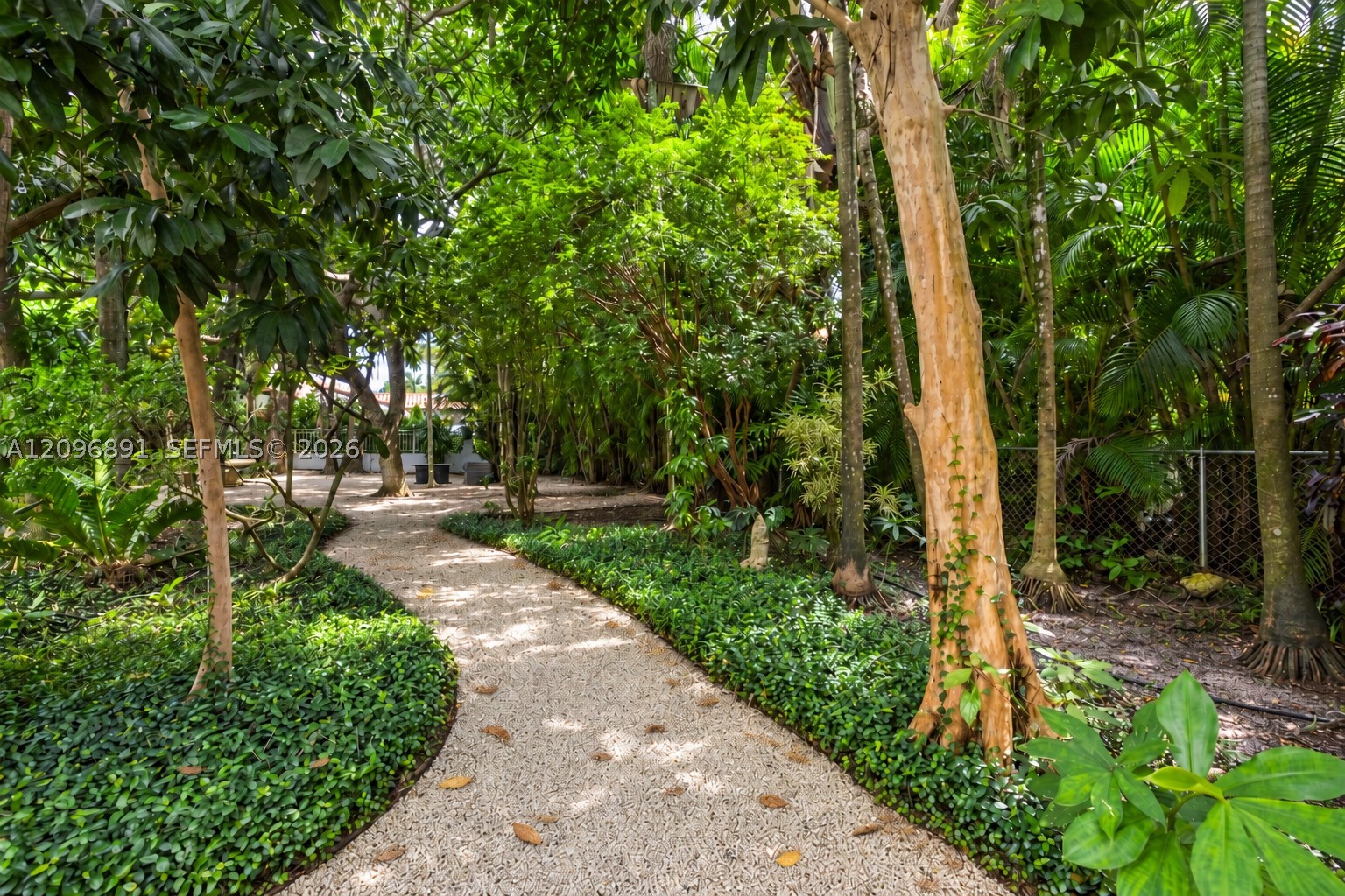 1140 Asturia Ave, Coral Gables FL 33134