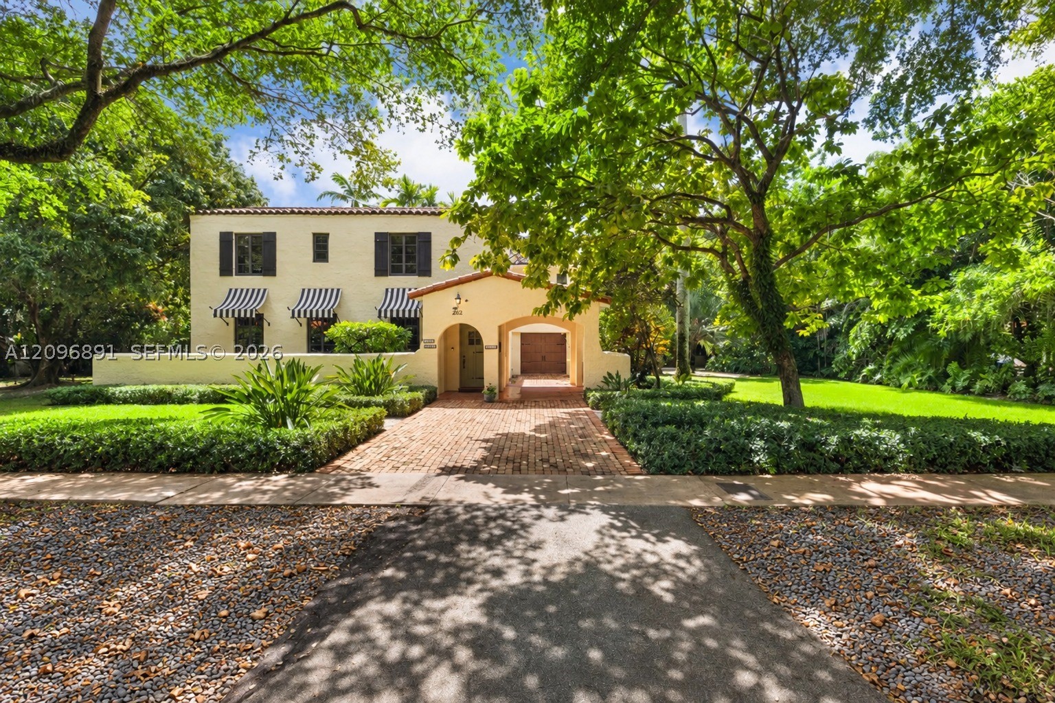 1140 Asturia Ave, Coral Gables FL 33134