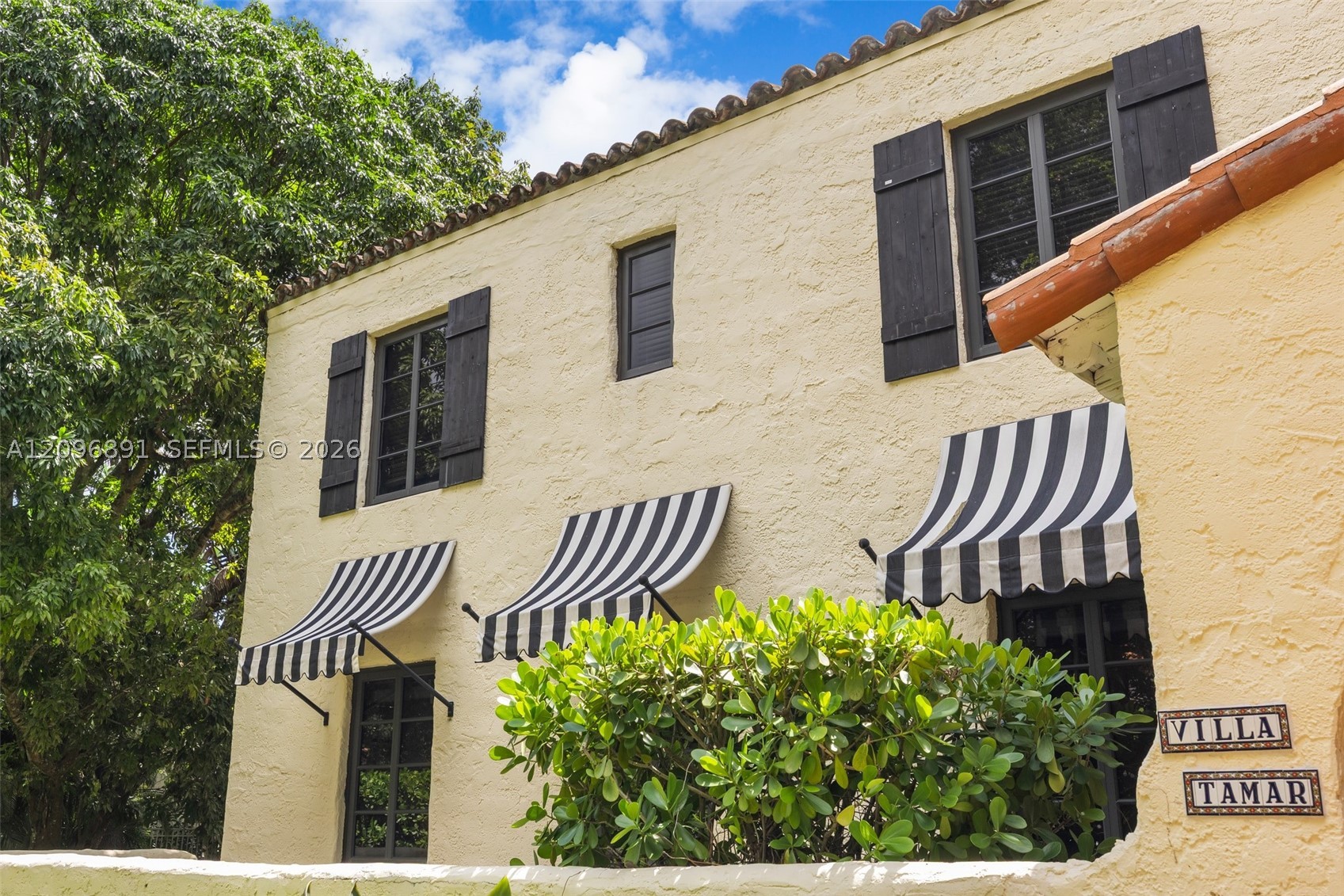 1140 Asturia Ave, Coral Gables FL 33134