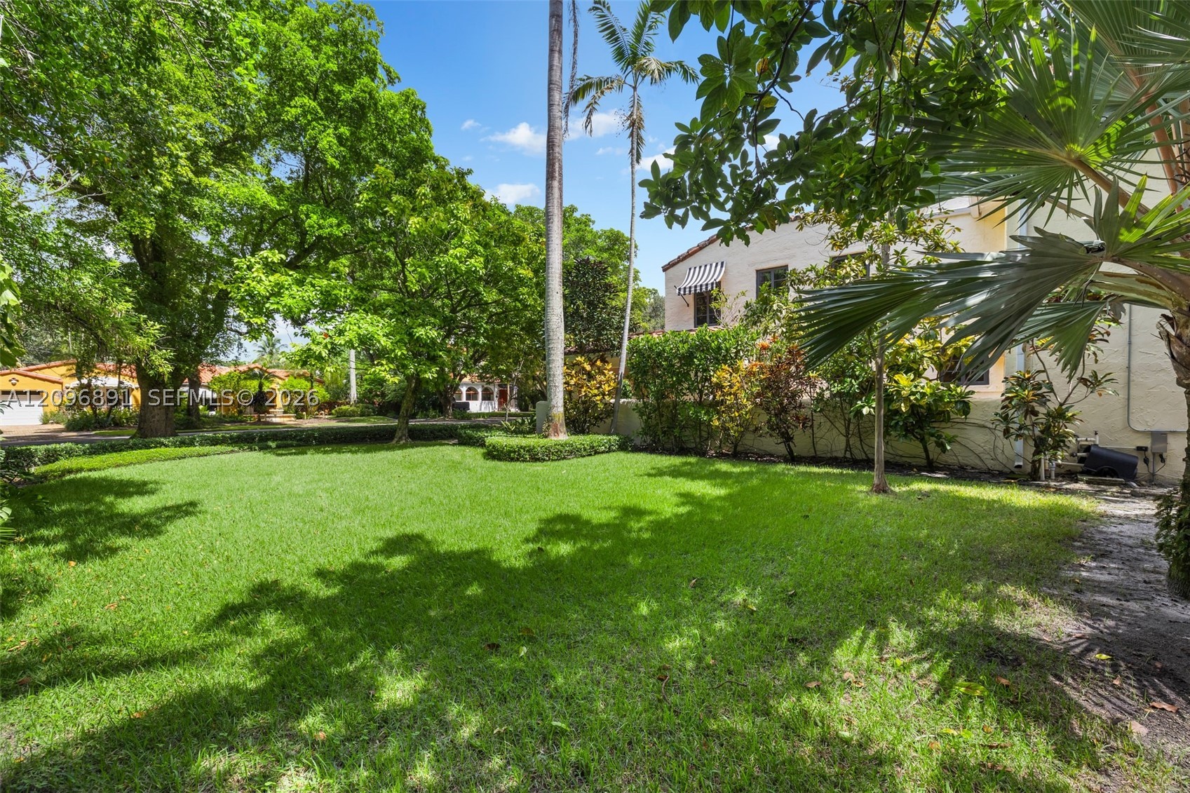 1140 Asturia Ave, Coral Gables FL 33134