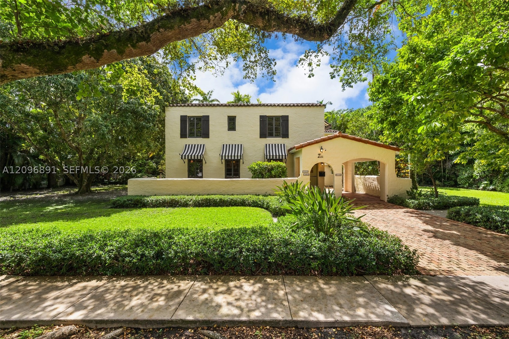 1140 Asturia Ave, Coral Gables FL 33134
