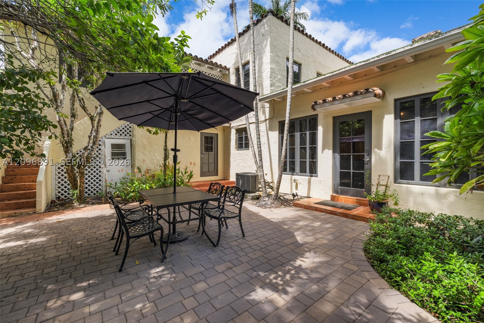 1140 Asturia Ave, Coral Gables FL 33134