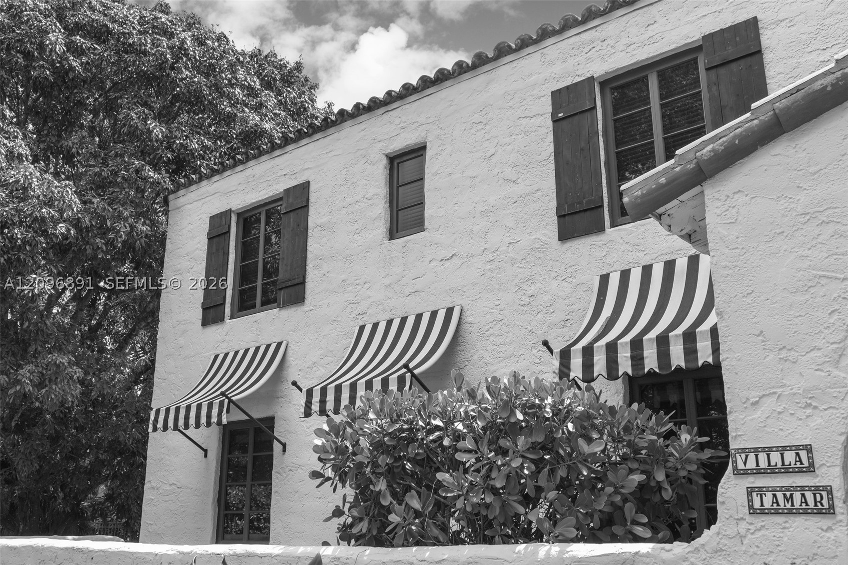 1140 Asturia Ave, Coral Gables FL 33134