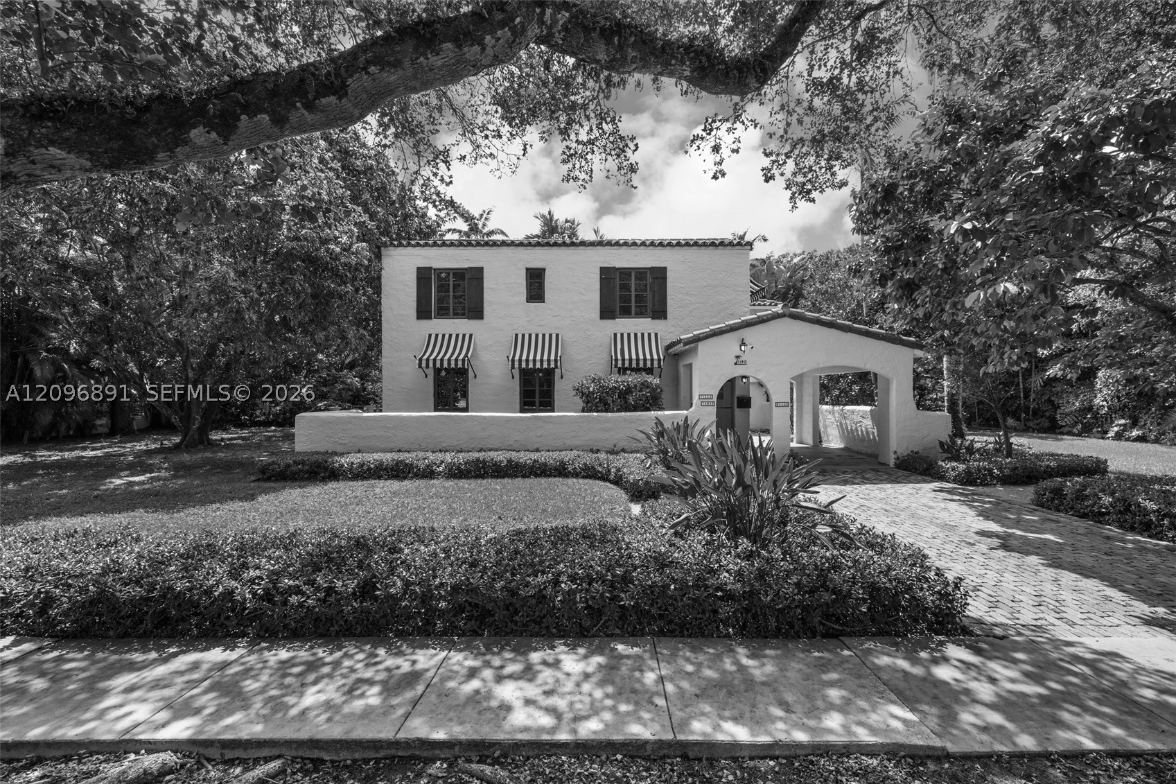 1140 Asturia Ave, Coral Gables FL 33134