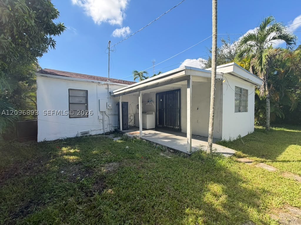 6871 SW 37th St #B, Miami FL 33155
