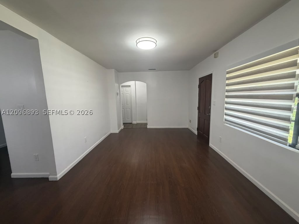 6871 SW 37th St #B, Miami FL 33155