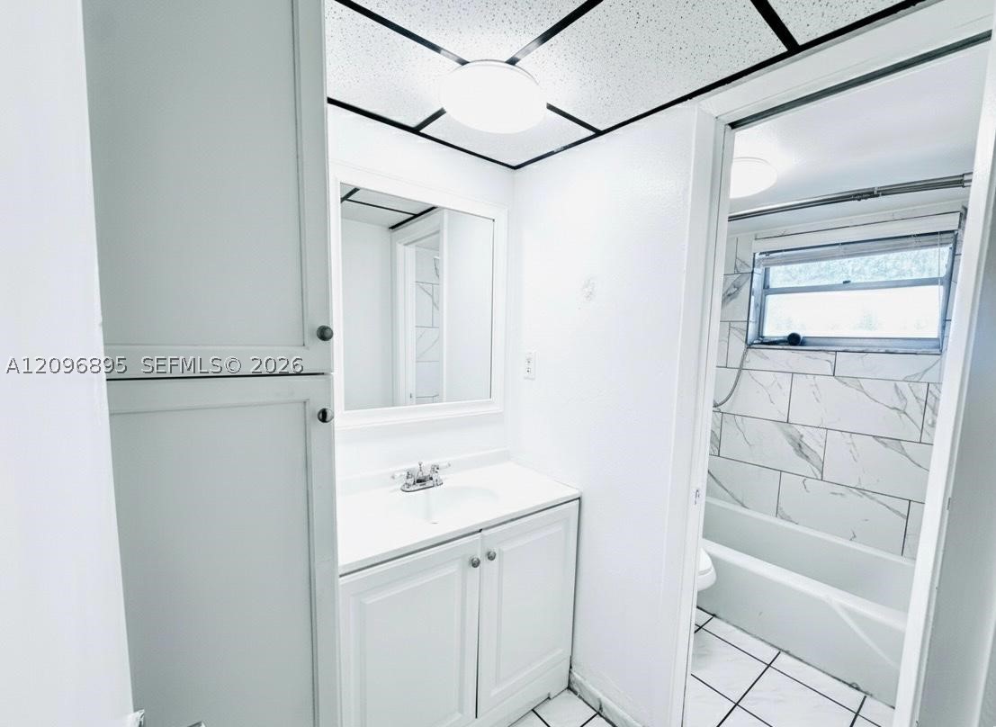 1750 W 46th St #535, Hialeah FL 33012