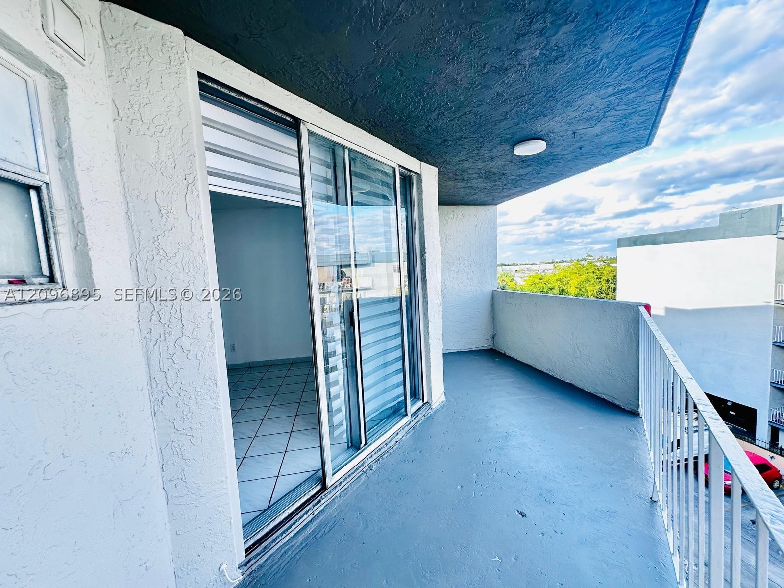 1750 W 46th St #535, Hialeah FL 33012