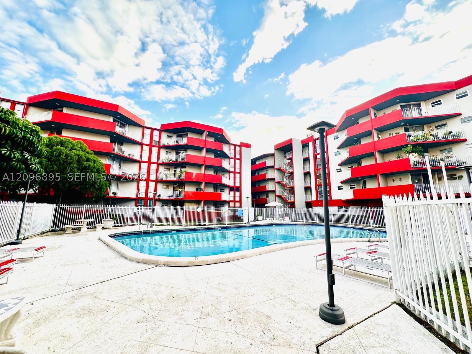 1750 W 46th St #535, Hialeah FL 33012