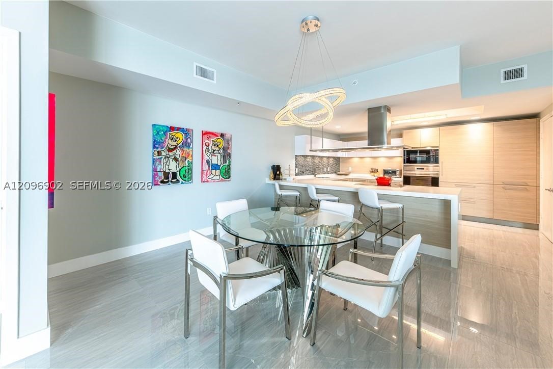 17301 Biscayne Blvd #703, North Miami Beach FL 33160