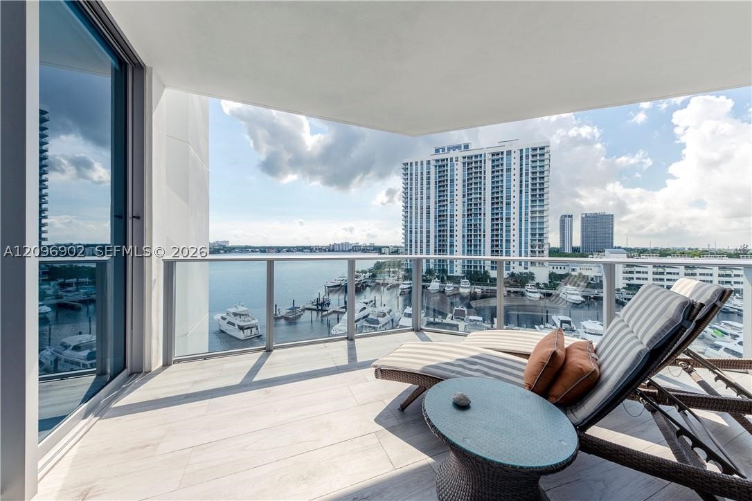 17301 Biscayne Blvd #703, North Miami Beach FL 33160