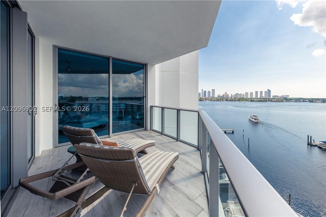17301 Biscayne Blvd #703, North Miami Beach FL 33160