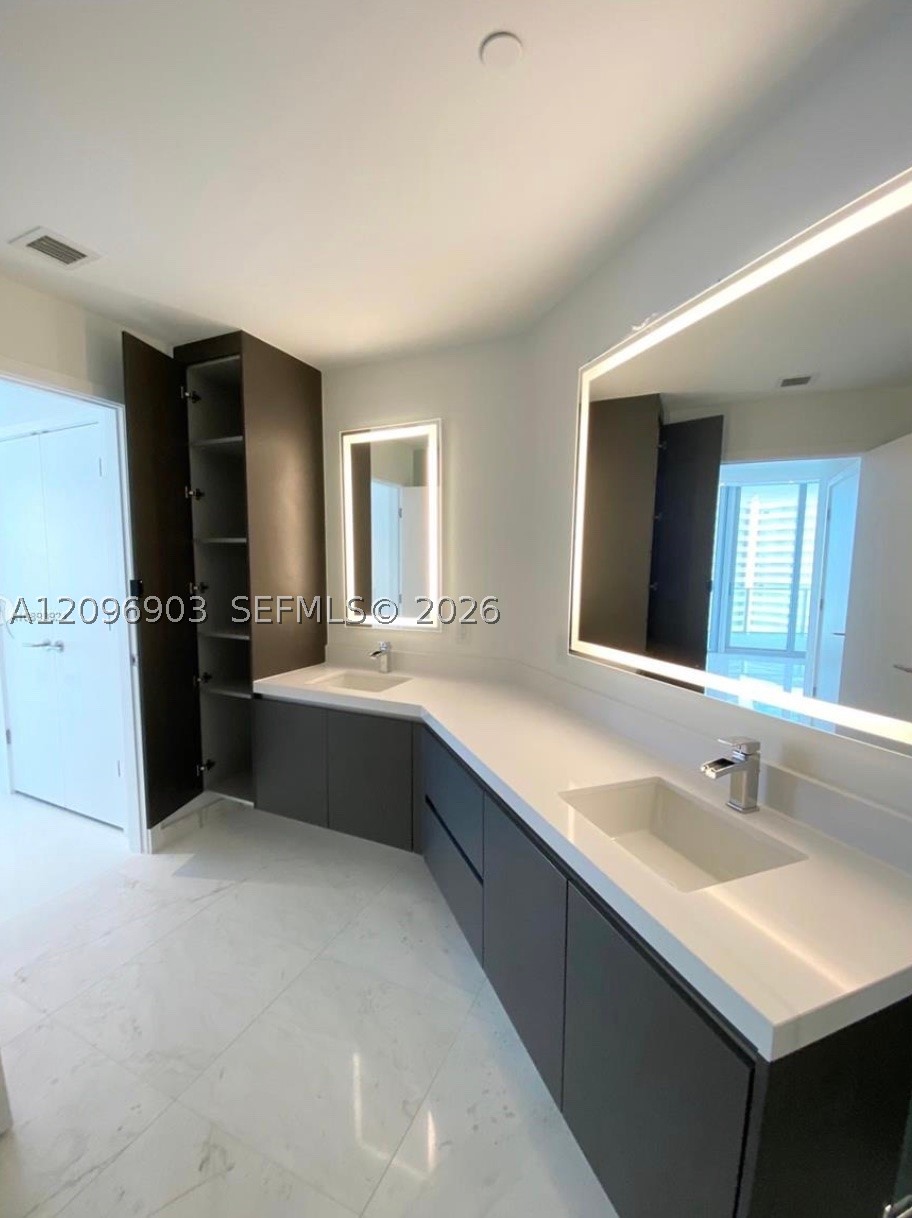 851 NE 1st Ave #3609, Miami FL 33132
