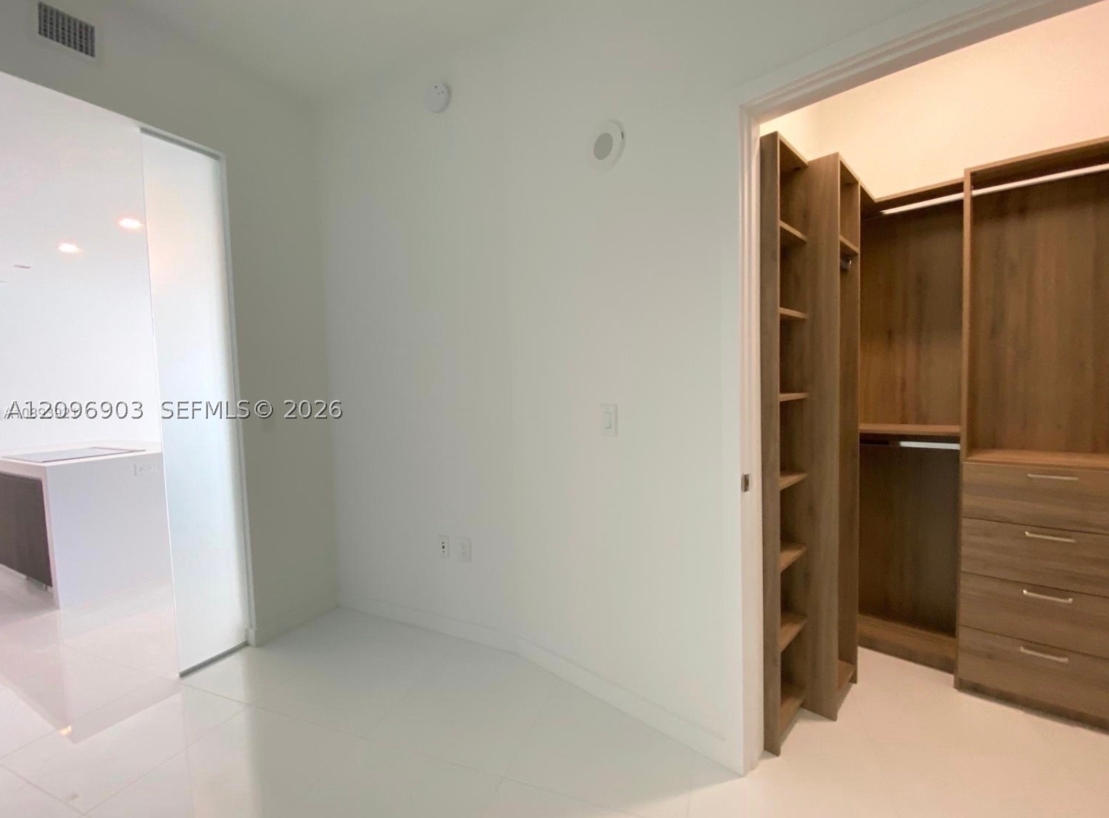 851 NE 1st Ave #3609, Miami FL 33132