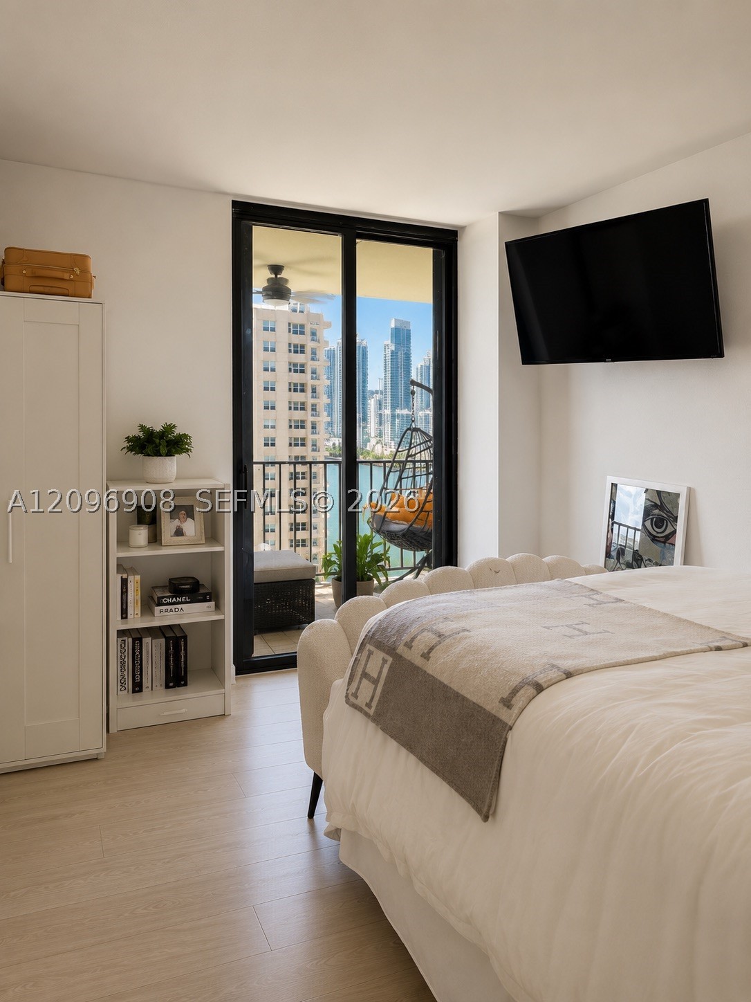 520 Brickell Key Dr #A1205, Miami FL 33131