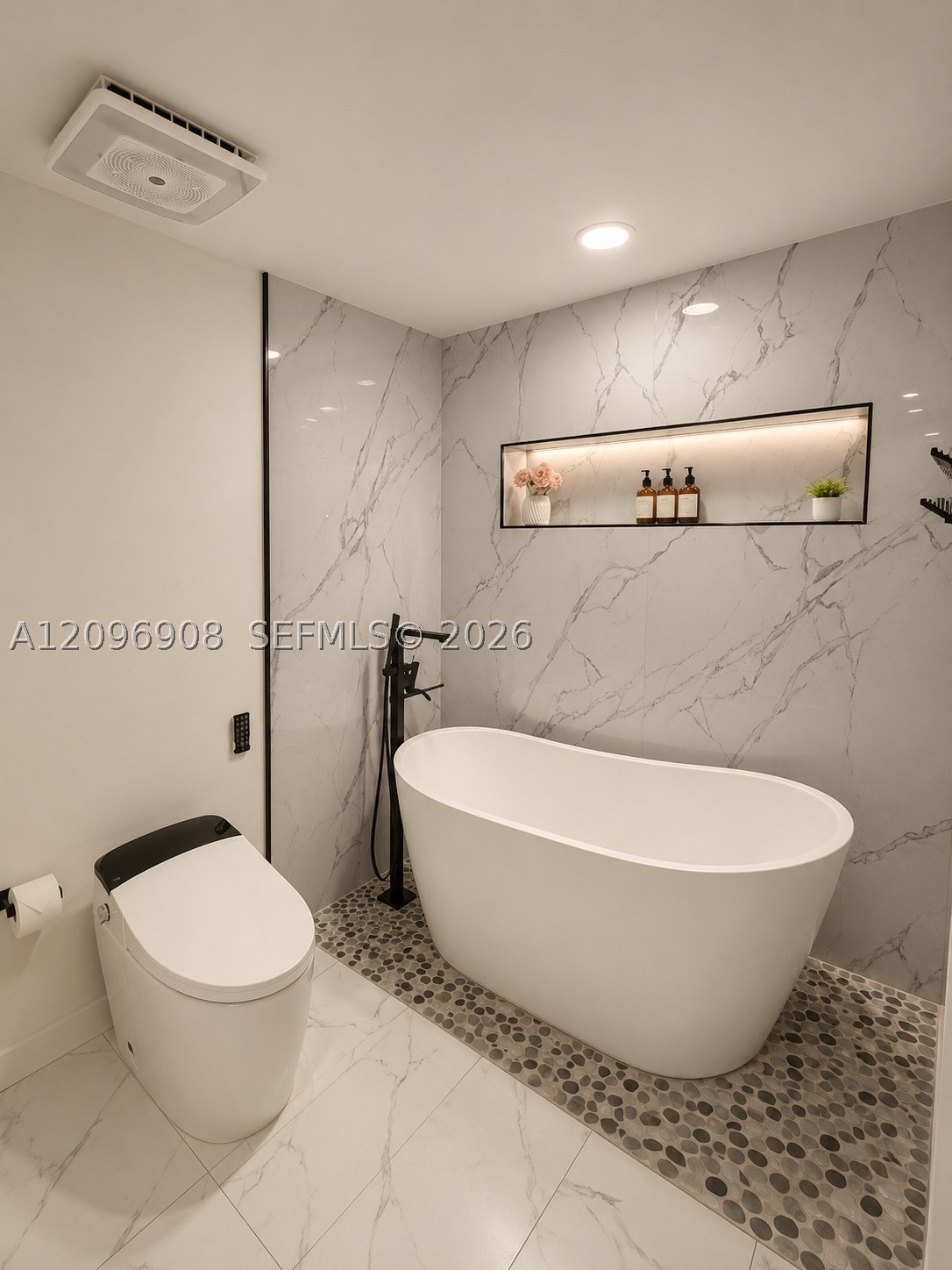 520 Brickell Key Dr #A1205, Miami FL 33131