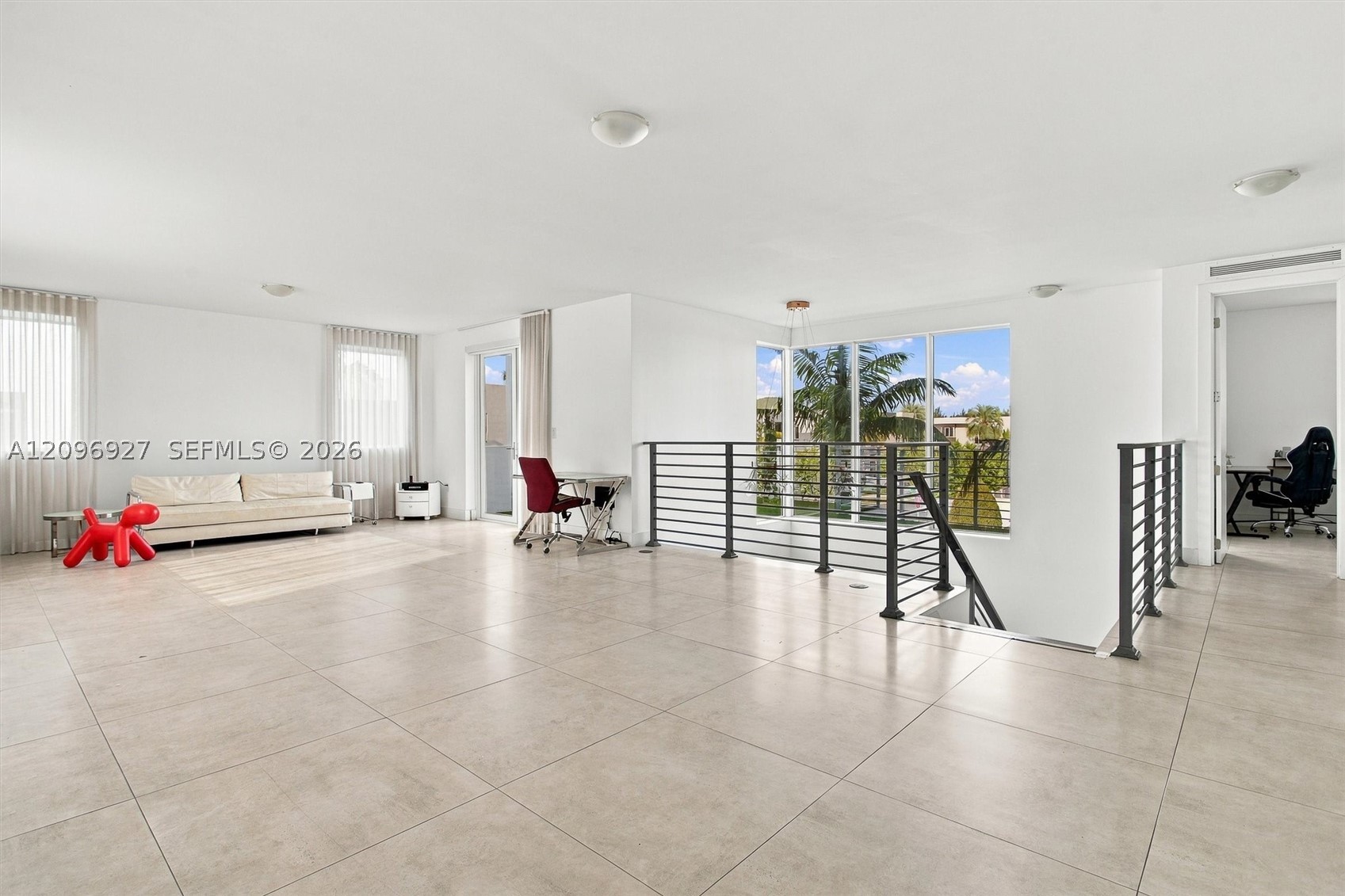 7482 NW 99th Ct, Doral FL 33178