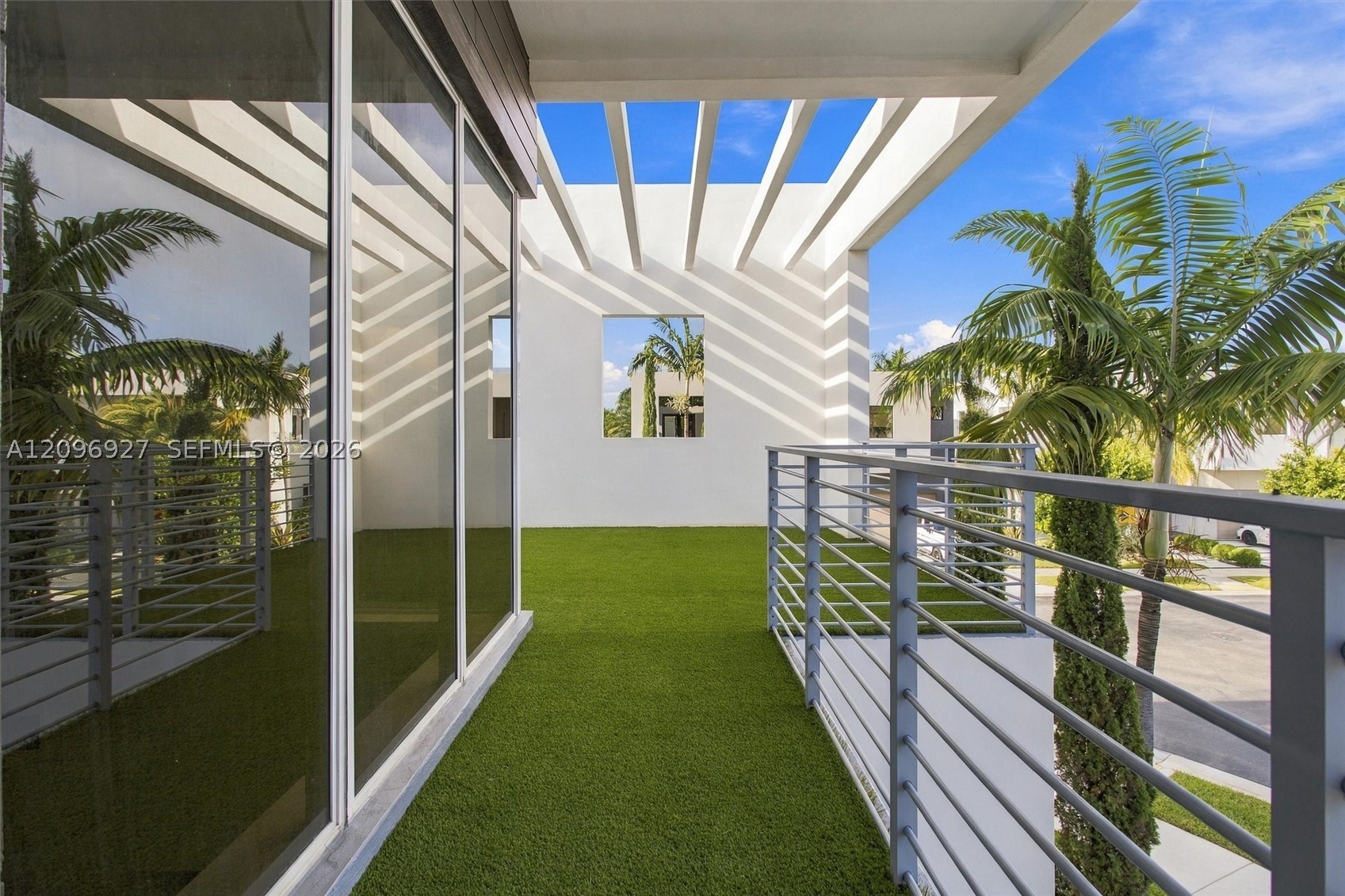 7482 NW 99th Ct, Doral FL 33178