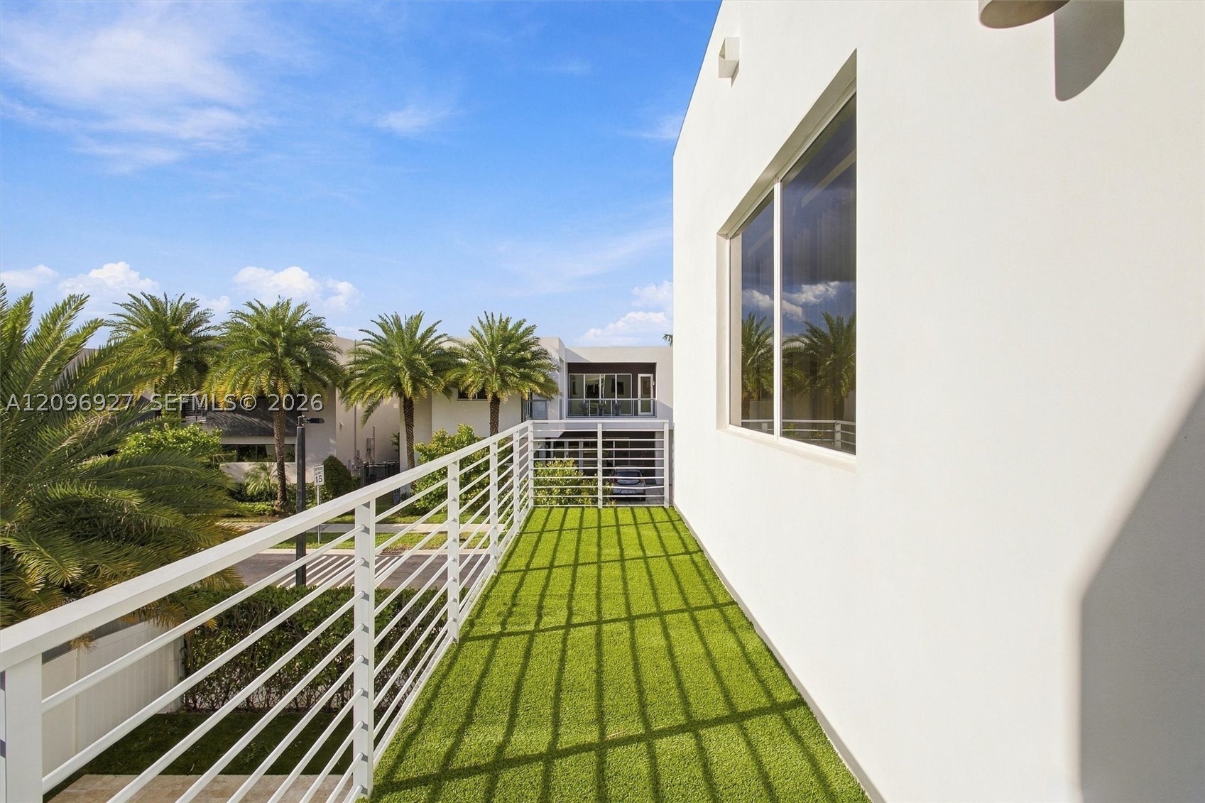 7482 NW 99th Ct, Doral FL 33178