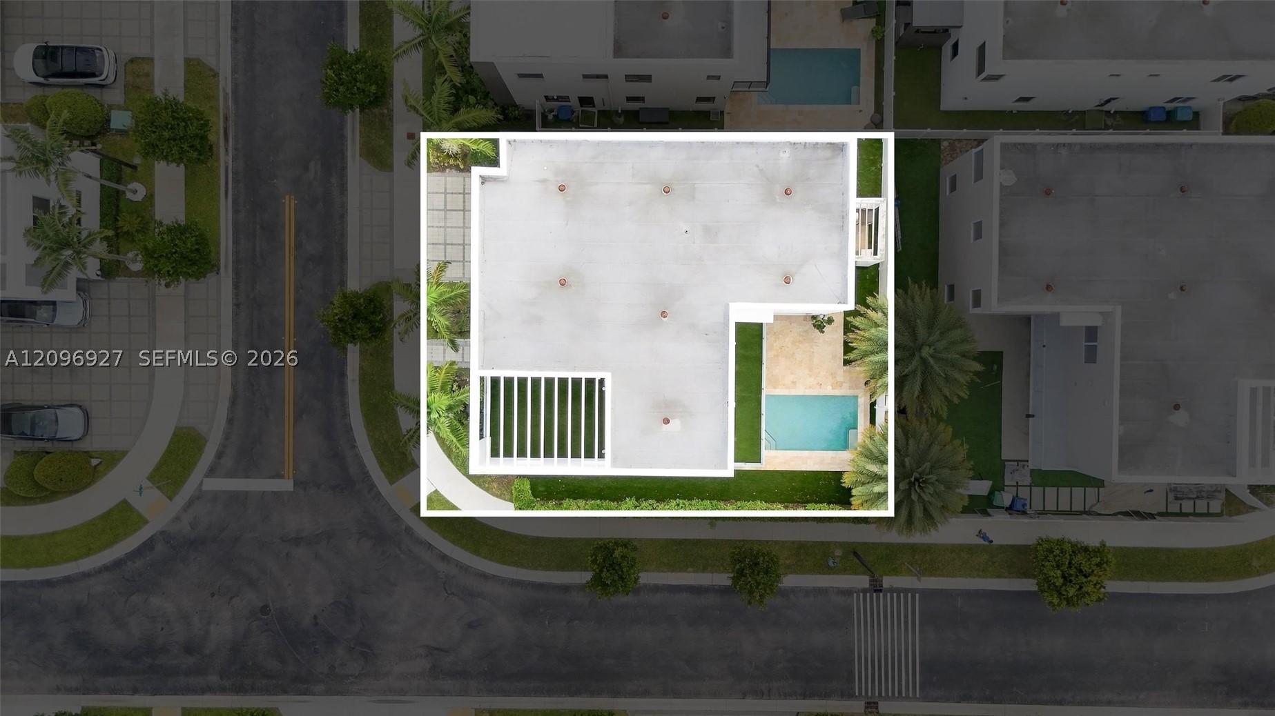 7482 NW 99th Ct, Doral FL 33178
